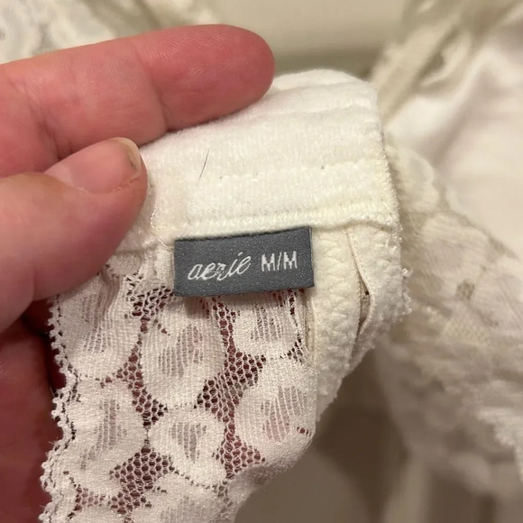 Aerie Wildflower Lace Paddee Halter Bralette size Mediun - Picture 4 of 4